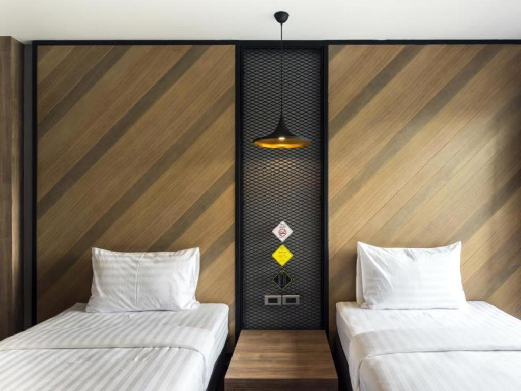 The Circle Hotel Buriram Esterno foto