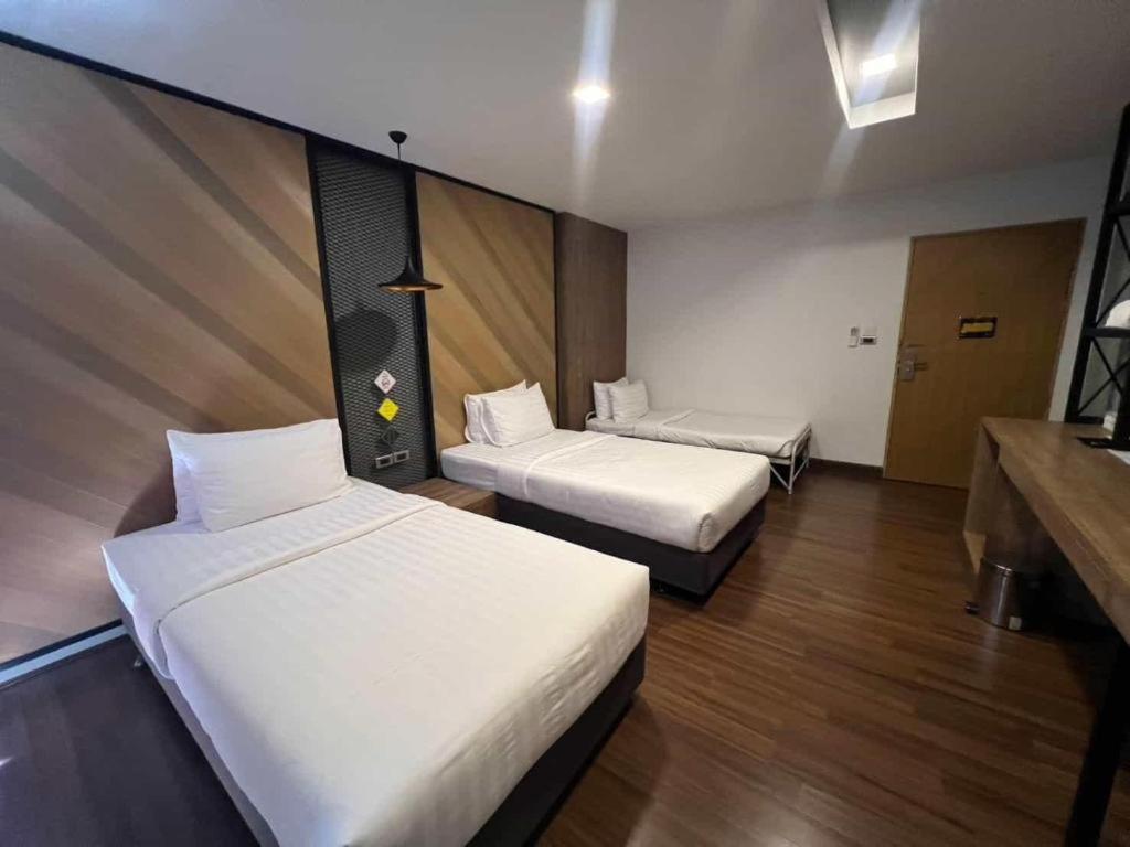 The Circle Hotel Buriram Esterno foto