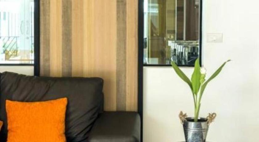 The Circle Hotel Buriram Esterno foto