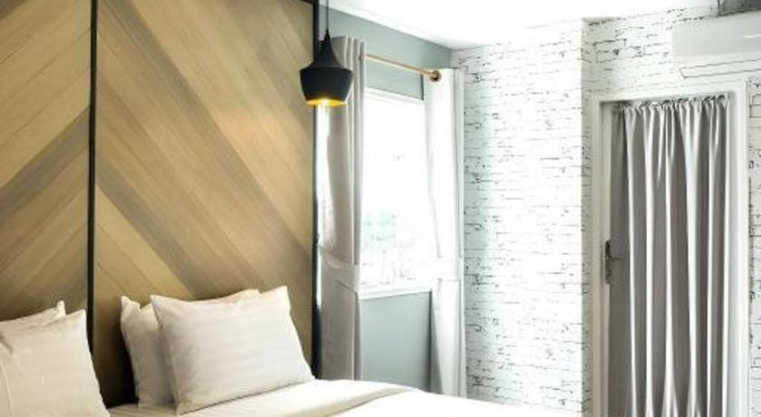 The Circle Hotel Buriram Esterno foto