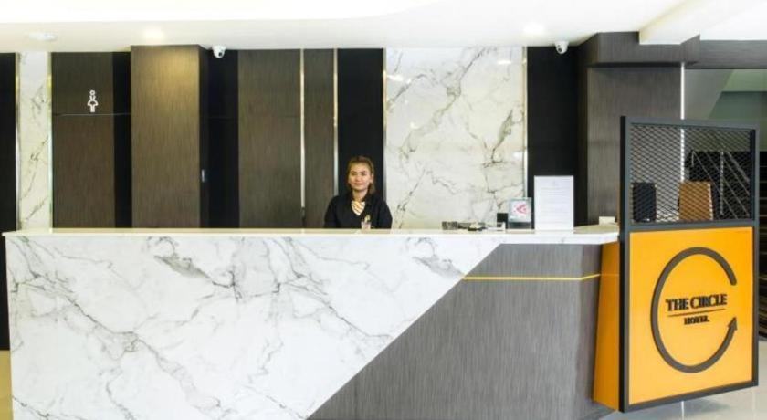 The Circle Hotel Buriram Esterno foto